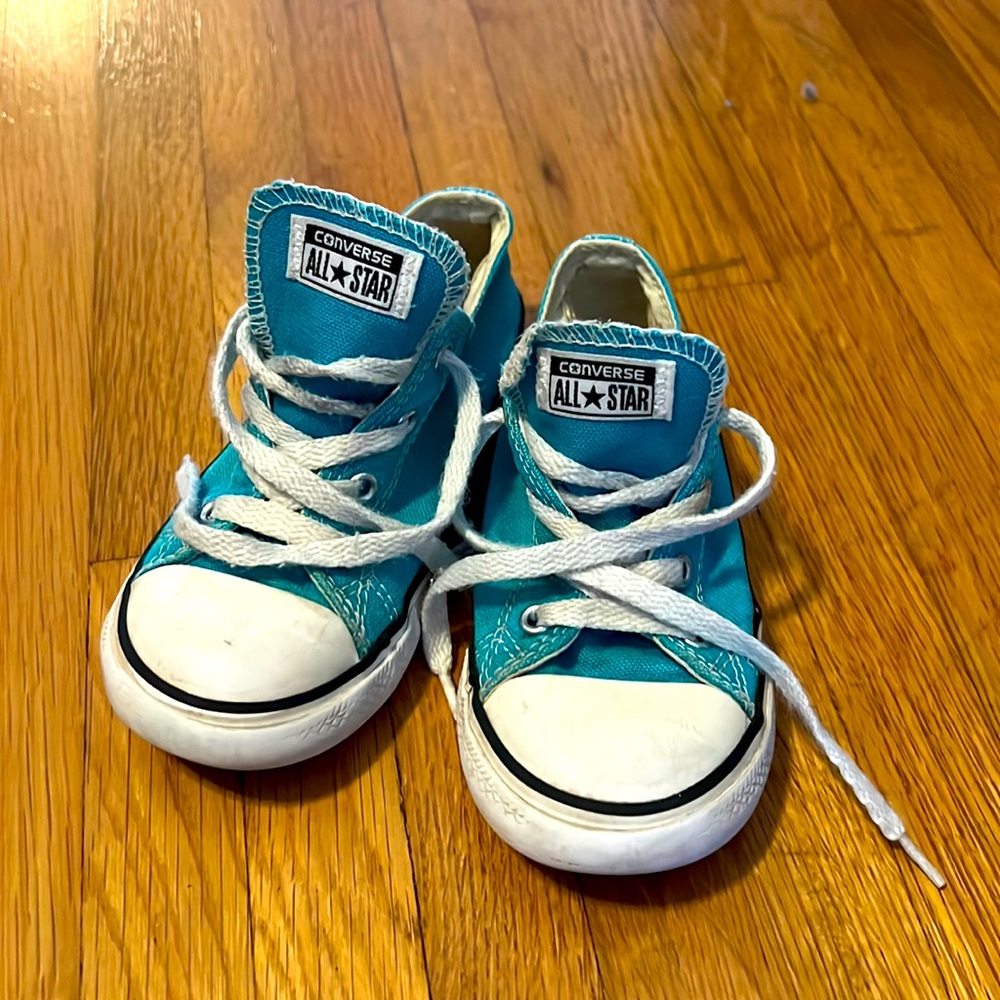 Teal converse.